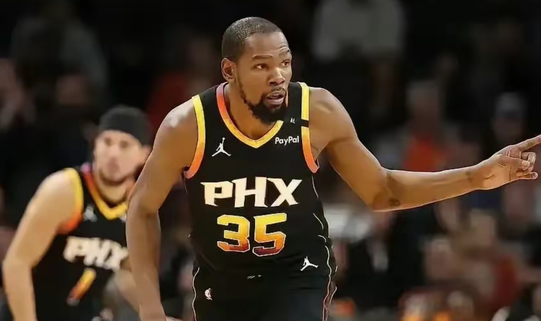 开云官网-夺冠引发热议！，哈登在勇士比赛中比赛局势复杂上演精彩一战(哈登vs勇士集锦)