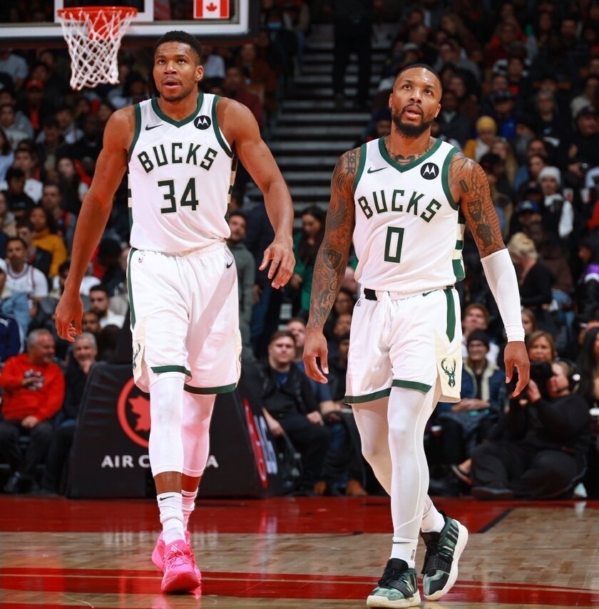 今晨密尔沃基雄鹿备战社区盾；伤情更新细节曝光；悬念犹存；球队文化再被提及的简单介绍